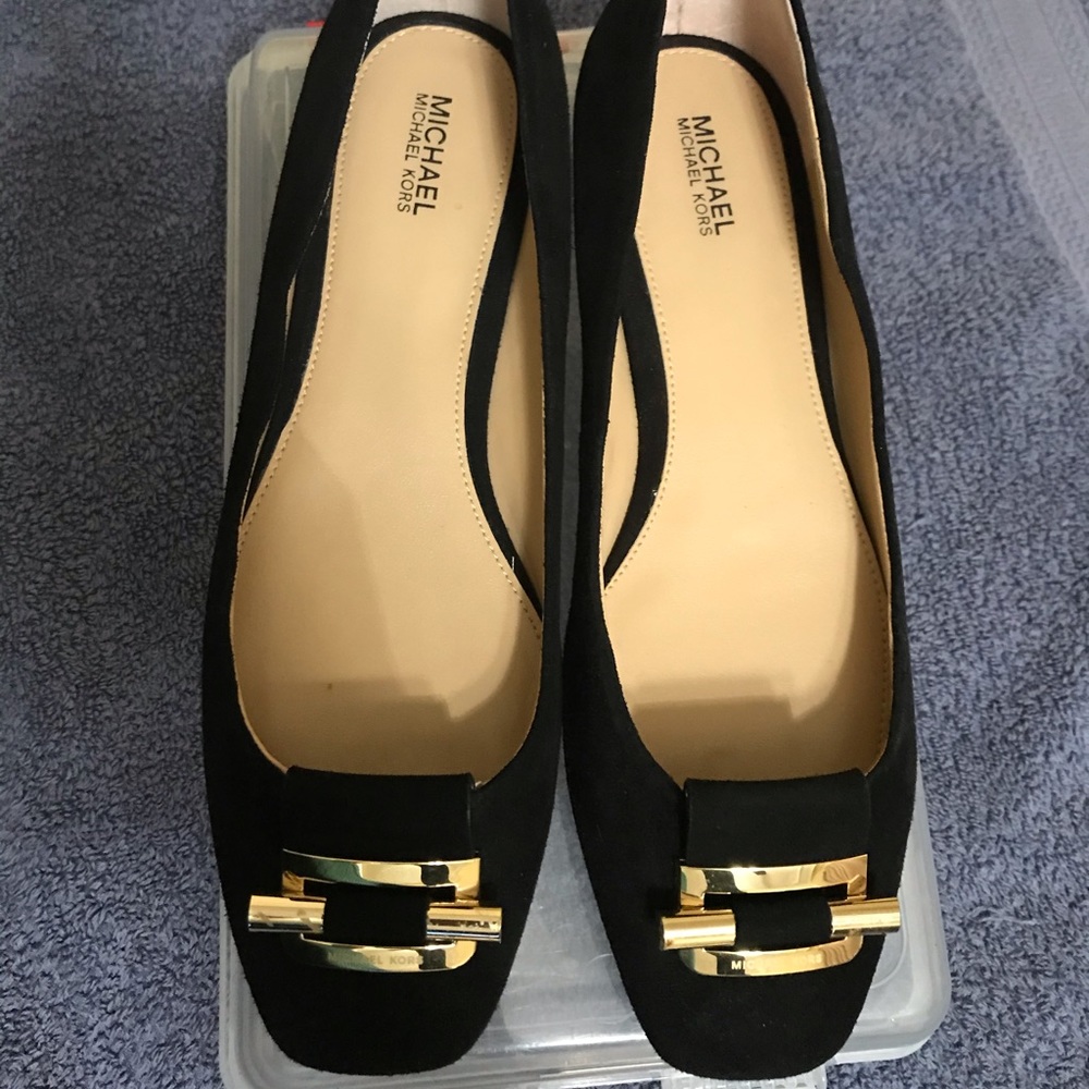 Michael Kors flats size 8